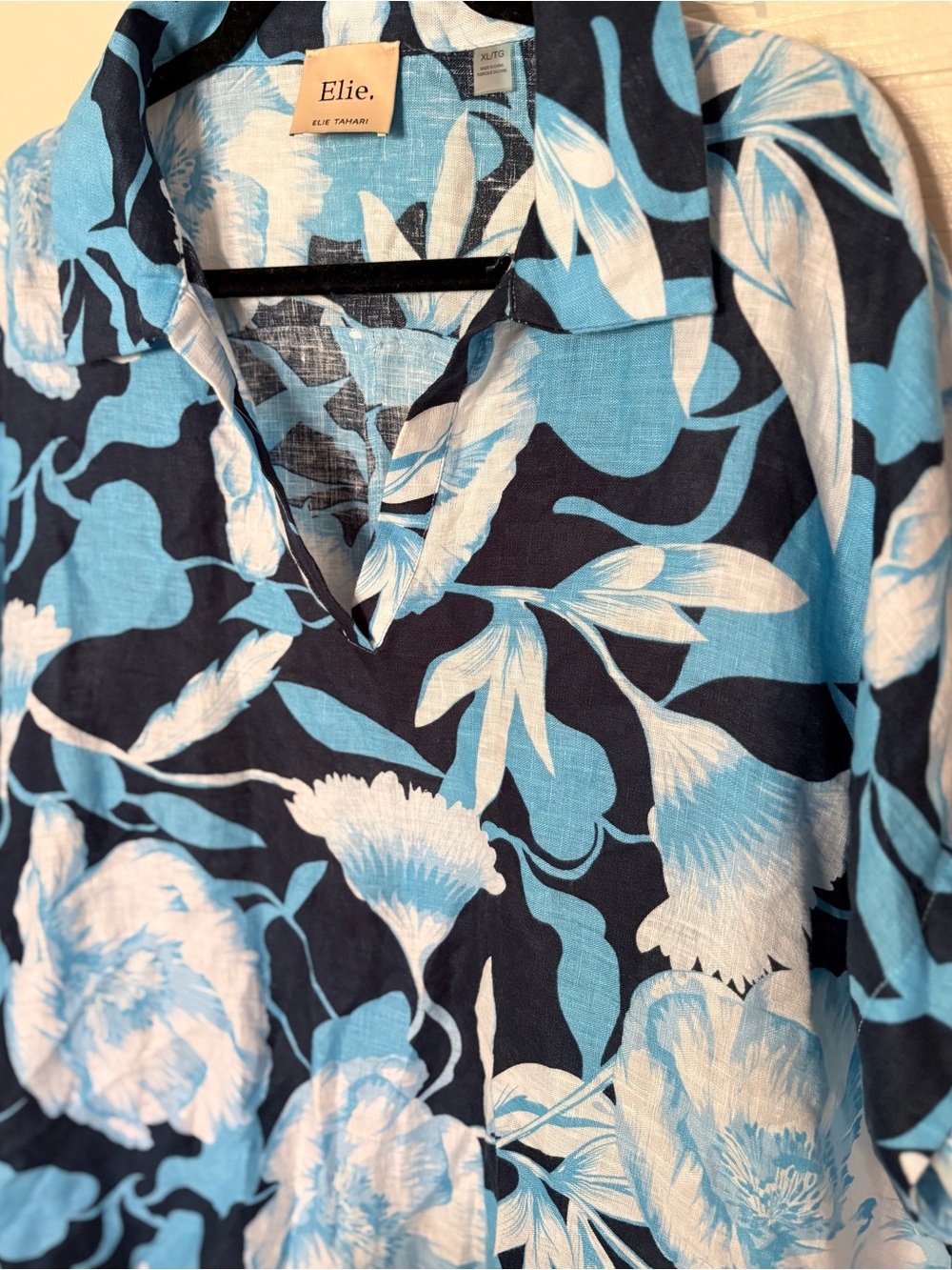Elie Tahari Navy& Light Blue Floral Short-Sleeve Pullover Linen Camp Shirt XL - Picture 3 of 6